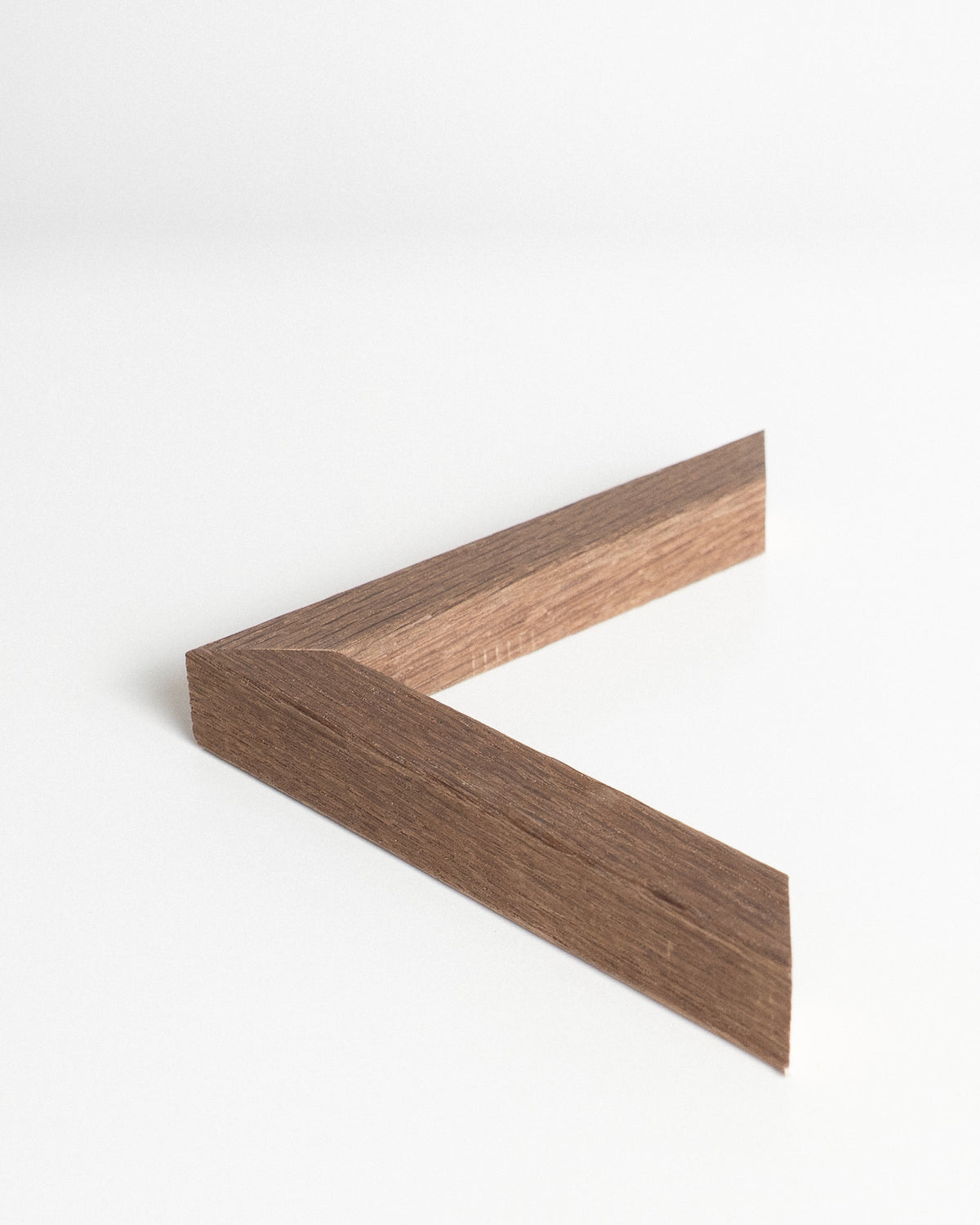 Helsinki (20x20mm), Brown Oak - Veneer