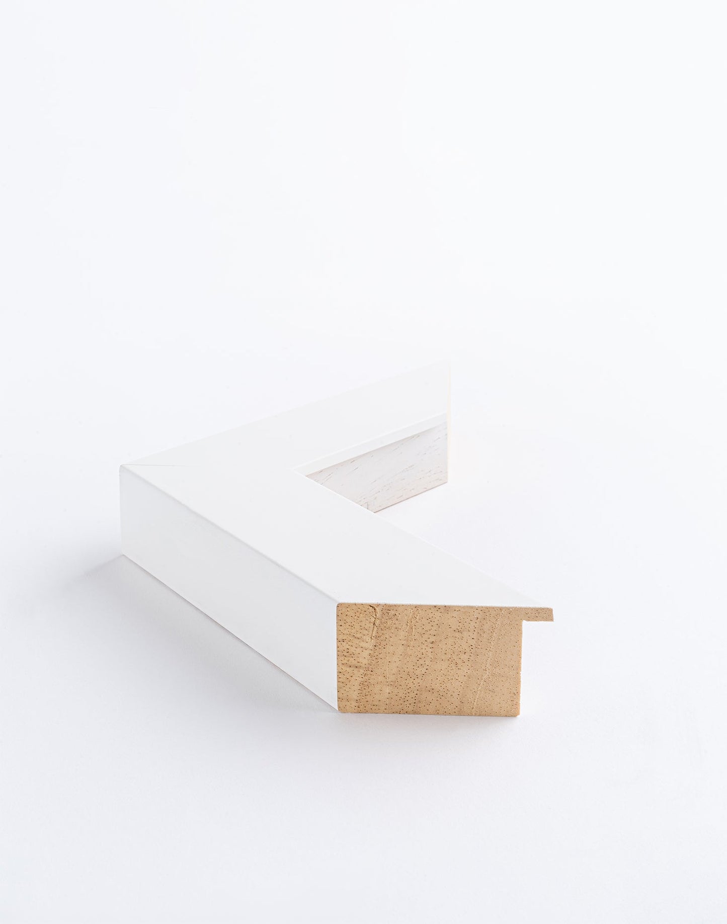 Munich (40x32mm), White